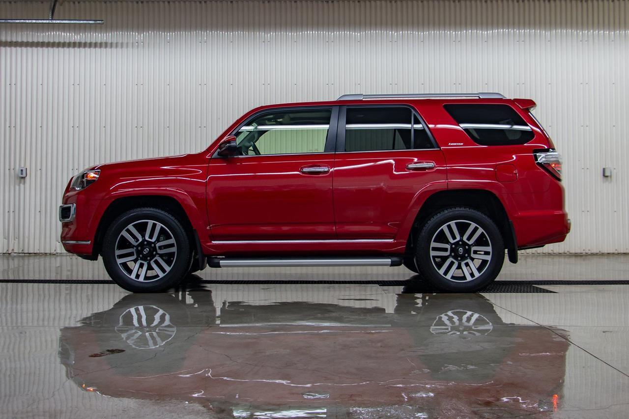 2018 Toyota 4Runner 4x4 Limited Leather Roof Nav Red Deer AB