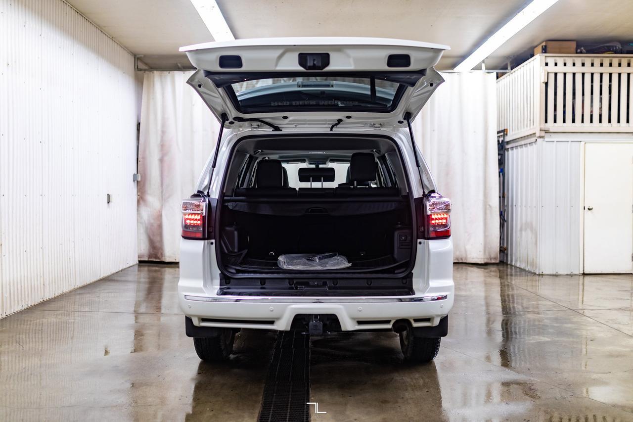 2018 Toyota 4Runner AWD Limited Leather Roof Nav BCam Red Deer AB