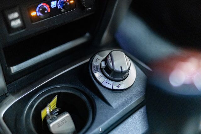 2018 Toyota 4Runner AWD Limited Leather Roof Nav BCam Red Deer AB