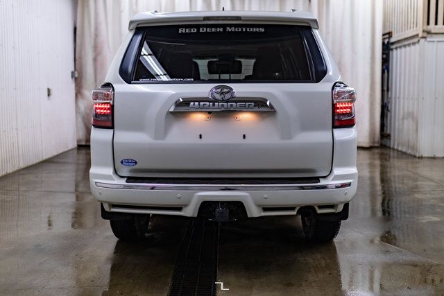 2018 Toyota 4Runner AWD Limited Leather Roof Nav BCam Red Deer AB