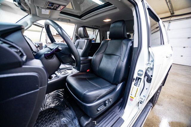 2018 Toyota 4Runner AWD Limited Leather Roof Nav BCam Red Deer AB