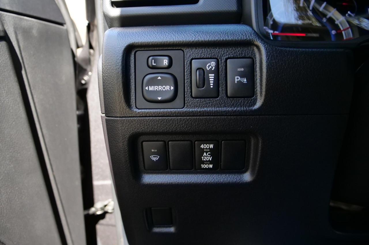 2018 Toyota 4Runner Limited / 4WD / Cooled Seats / Sunroof! Lincolnton NC