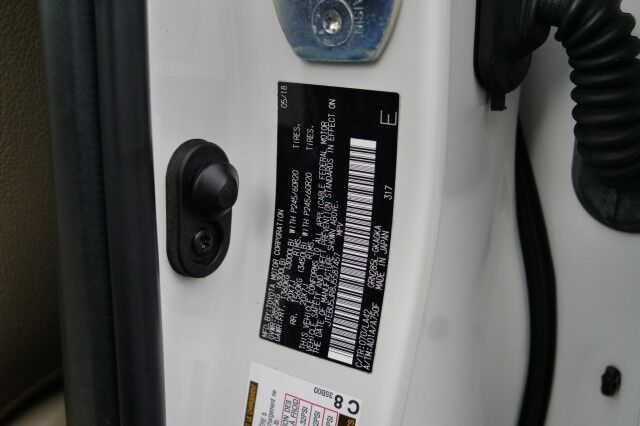 2018 Toyota 4Runner Limited / 4WD / Third Row / Cooled Seats / Sunroof! High Point NC