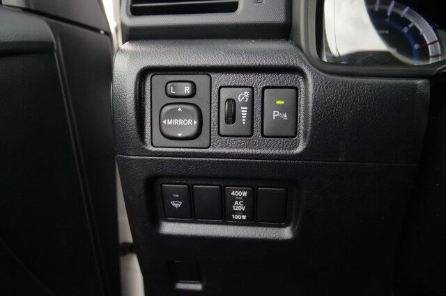 2018 Toyota 4Runner Limited / 4WD / Third Row / Cooled Seats / Sunroof! High Point NC