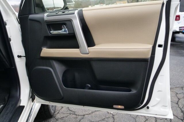 2018 Toyota 4Runner Limited / 4WD / Third Row / Cooled Seats / Sunroof! High Point NC