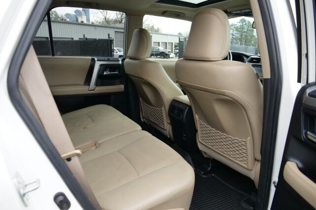 2018 Toyota 4Runner Limited / 4WD / Third Row / Cooled Seats / Sunroof! High Point NC