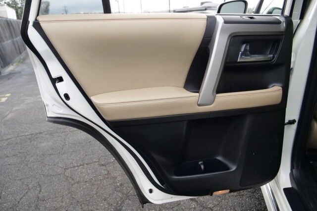 2018 Toyota 4Runner Limited / 4WD / Third Row / Cooled Seats / Sunroof! High Point NC