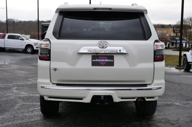 2018 Toyota 4Runner Limited / 4WD / Third Row / Cooled Seats / Sunroof! High Point NC