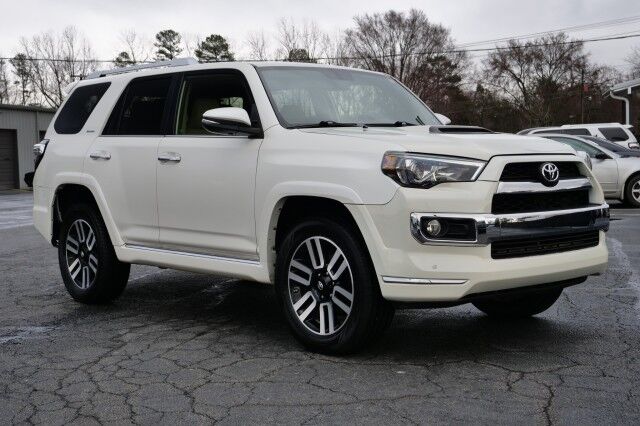 2018 Toyota 4Runner Limited / 4WD / Third Row / Cooled Seats / Sunroof! High Point NC