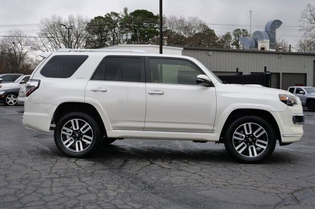 2018 Toyota 4Runner Limited / 4WD / Third Row / Cooled Seats / Sunroof! High Point NC