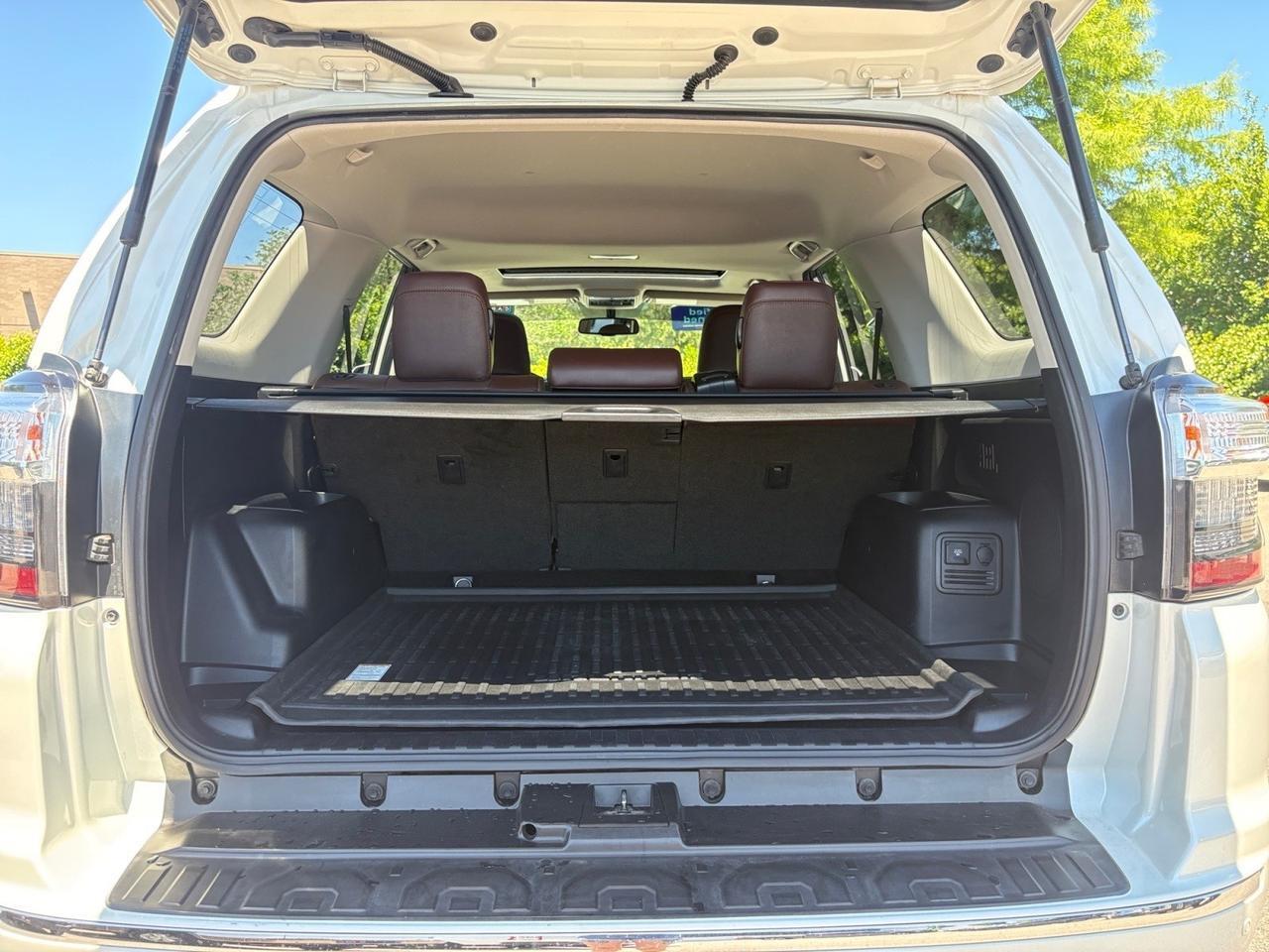 2018 Toyota 4Runner Limited, SUNROOF, BACKUP CAMERA, PARKING SENSORS, HEATED & VENTILATED SEATS, NAVIGATION, REAR SLIDING WINDOW, BLLUETOOTH, ROOF RACKS, LOW MILES, CLEAN CARFAX, RUN THIS TOYOTA ON THE ROAD! Virginia Beach VA