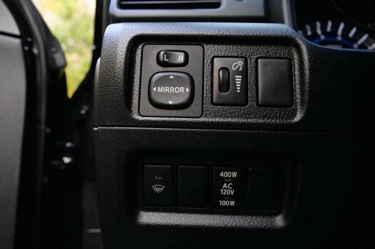 2018 Toyota 4Runner SR5 4WD / Wheels & Tires / Third Row! Lincolnton NC