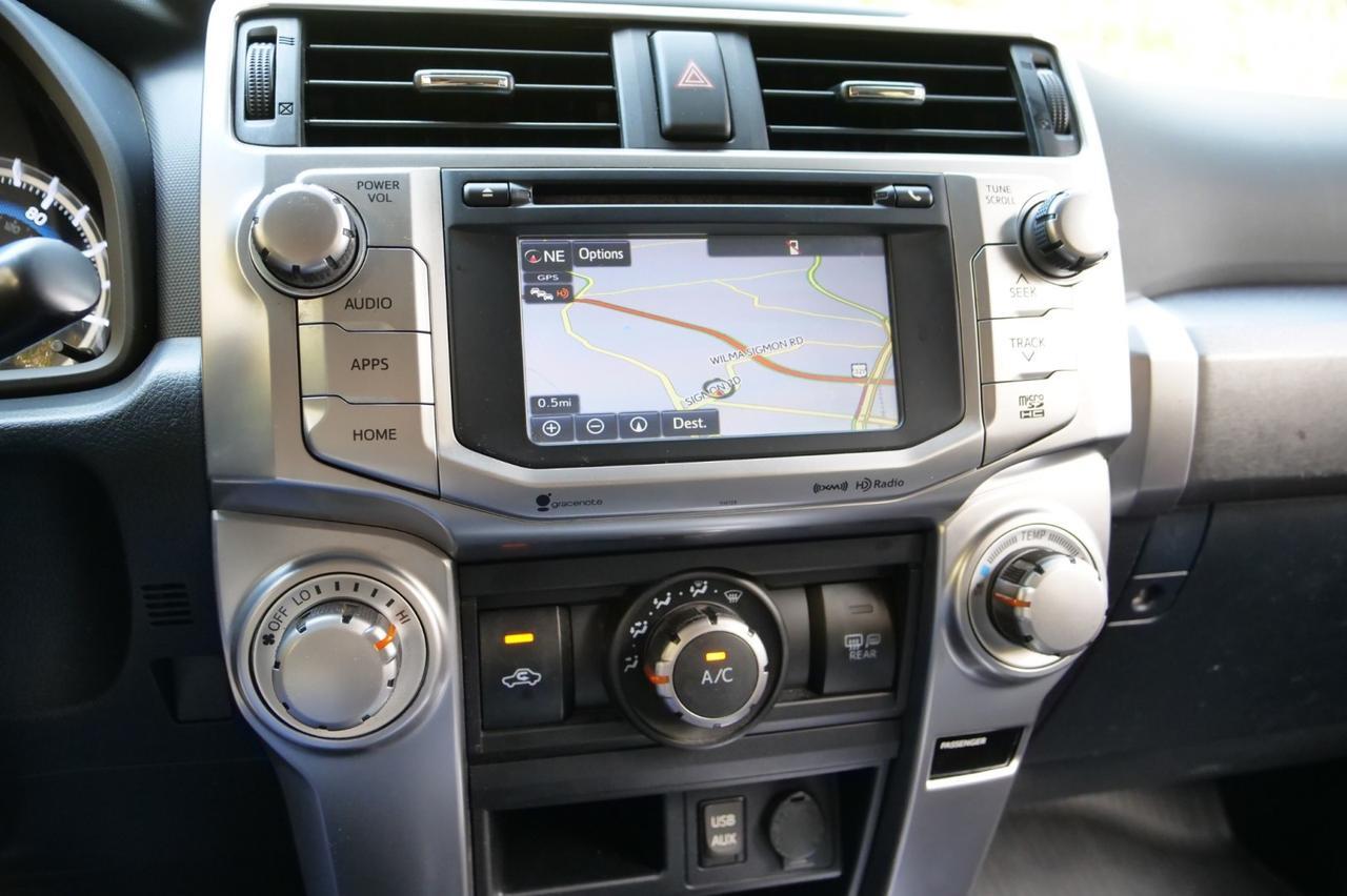 2018 Toyota 4Runner SR5 4WD / Wheels & Tires / Third Row! Lincolnton NC