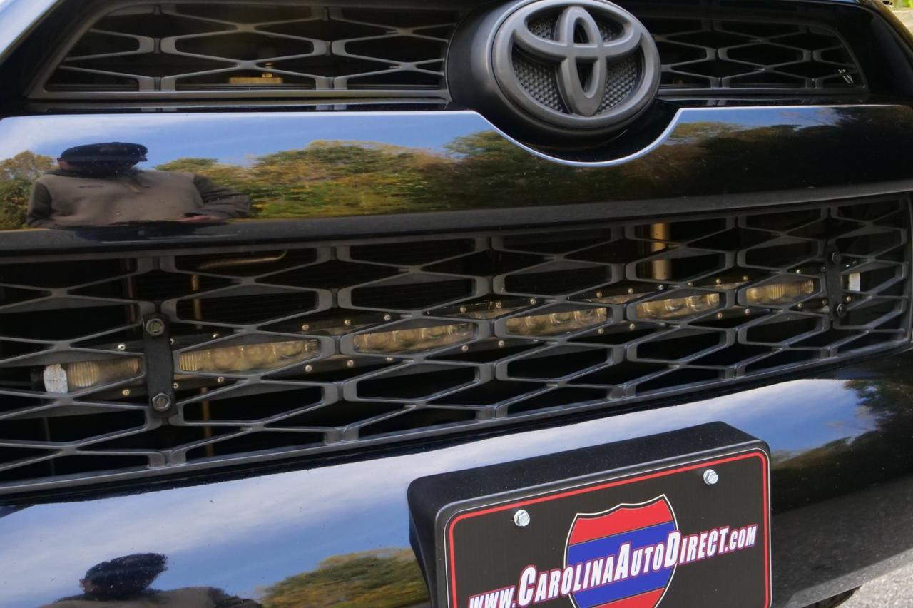 2018 Toyota 4Runner SR5 4WD / Wheels & Tires / Third Row! Lincolnton NC