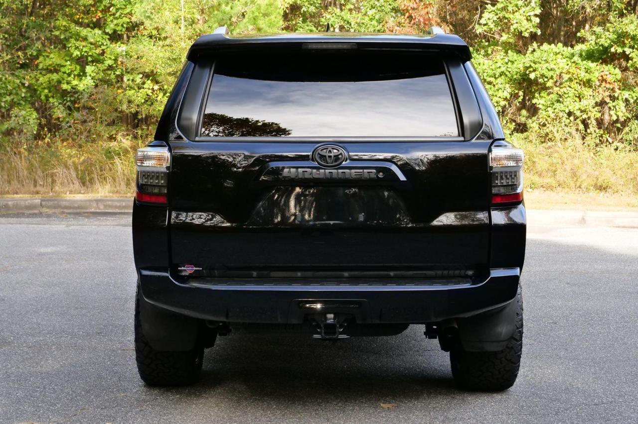 2018 Toyota 4Runner SR5 4WD / Wheels & Tires / Third Row! Lincolnton NC