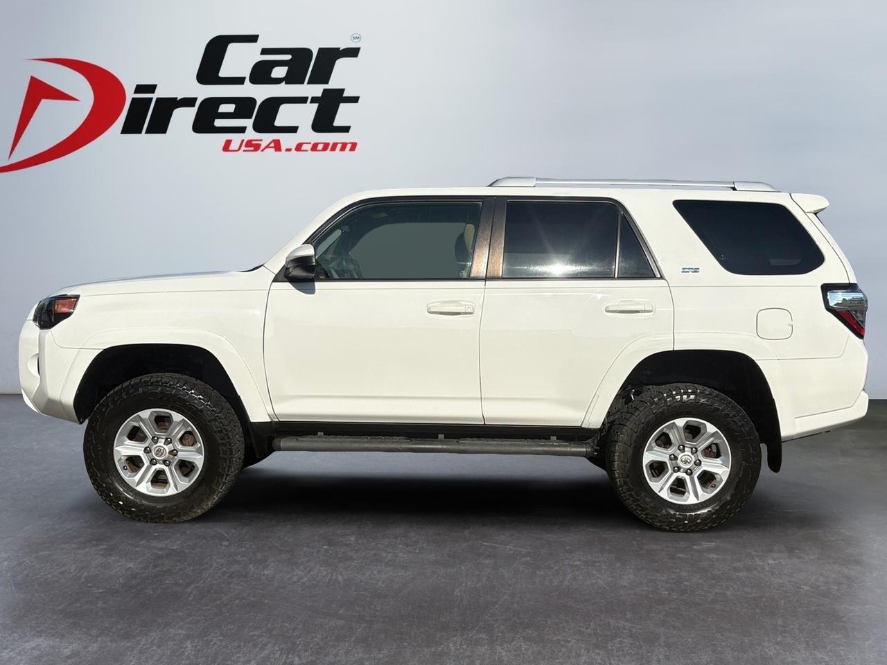 2018 Toyota 4Runner SR5, POWER REAR SLIDING WINDOW, REMOTE KEYLESS ENTRY, ONLY 1 OWNER, NO ACCIDENTS, NORTH CAROLINA VEHICLE, TAKE A TEST DRIVE TODAY! Virginia Beach VA