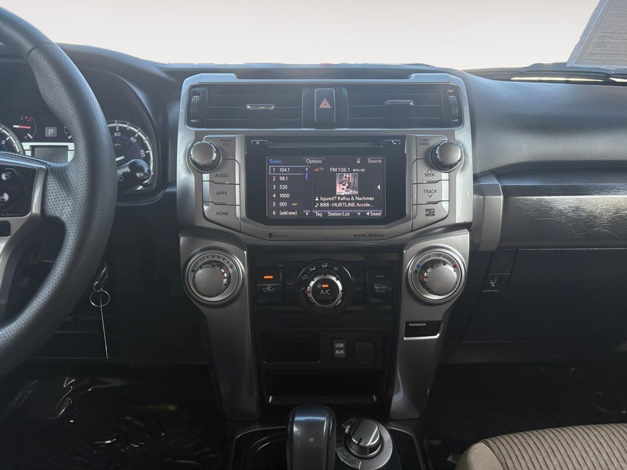 2018 Toyota 4Runner SR5, POWER REAR SLIDING WINDOW, REMOTE KEYLESS ENTRY, ONLY 1 OWNER, NO ACCIDENTS, NORTH CAROLINA VEHICLE, TAKE A TEST DRIVE TODAY! Virginia Beach VA