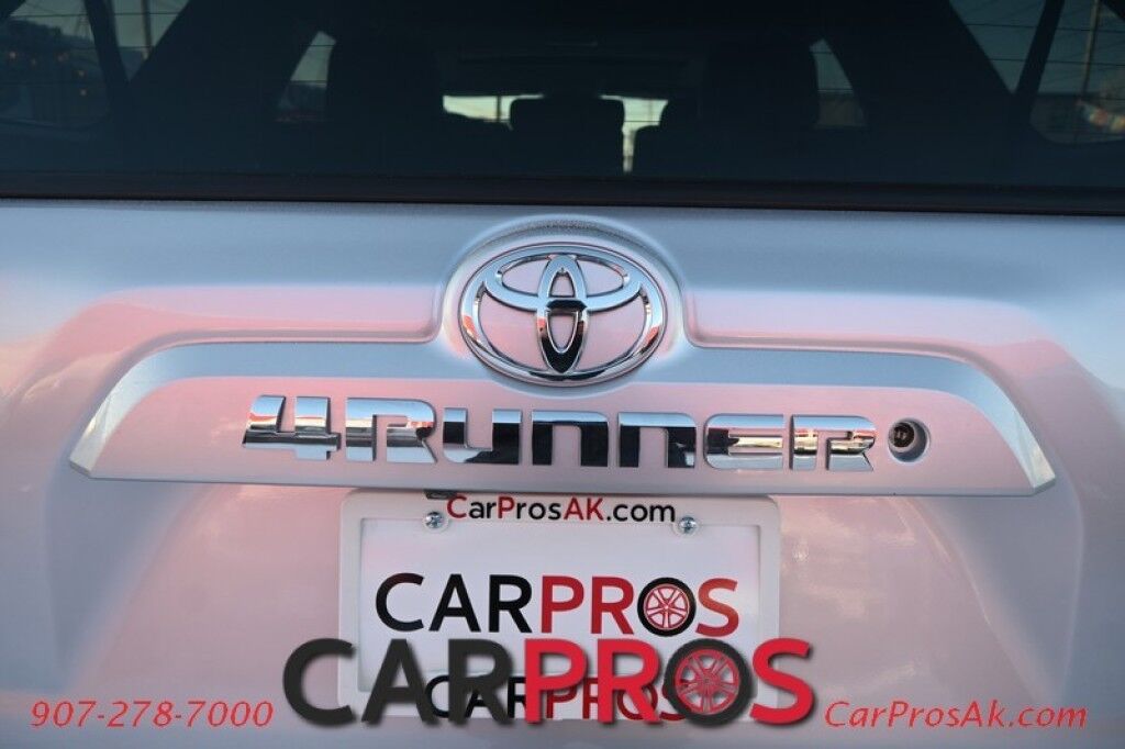 2018 Toyota 4Runner SR5 Premium - 4X4 - Power & Heated Leather Seats - Remote Start - Navigation - Sunroof - Fog Lights - Running Boards - 3rd Row - Seats 7 - Tow Package - Low Miles Anchorage AK