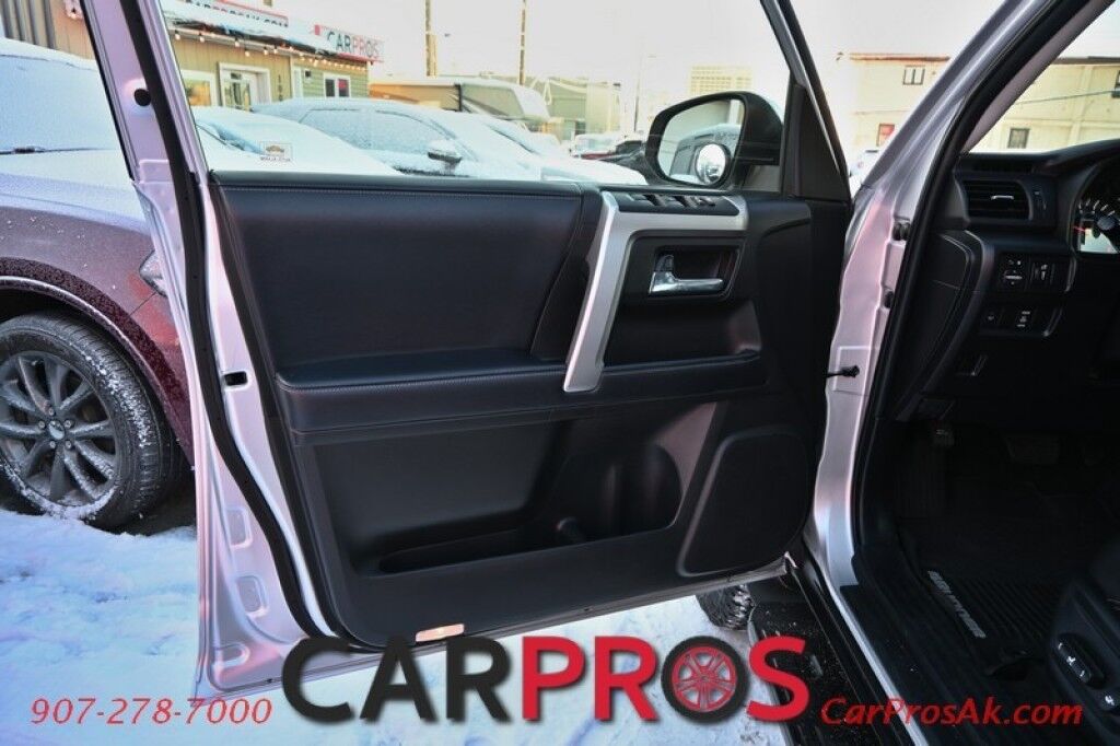 2018 Toyota 4Runner SR5 Premium - 4X4 - Power & Heated Leather Seats - Remote Start - Navigation - Sunroof - Fog Lights - Running Boards - 3rd Row - Seats 7 - Tow Package - Low Miles Anchorage AK