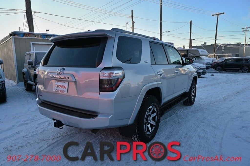 2018 Toyota 4Runner SR5 Premium - 4X4 - Power & Heated Leather Seats - Remote Start - Navigation - Sunroof - Fog Lights - Running Boards - 3rd Row - Seats 7 - Tow Package - Low Miles Anchorage AK