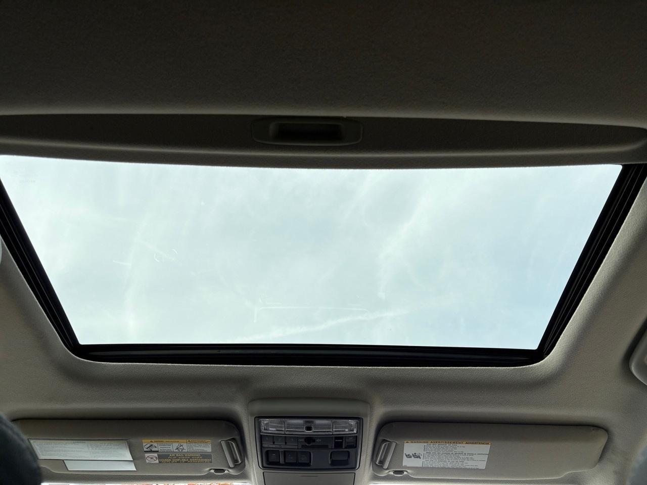 2018 Toyota 4Runner SR5 Premium, RUNNING BOARDS, SUNROOF, NAVIGATION, POWER HEATED SEATS, BLUETOOTH, ONLY 39K MILES, JUST 1 OWNER, CLEAN CARFAX, RUN THE ROAD IN THIS 4RUNNER! Virginia Beach VA