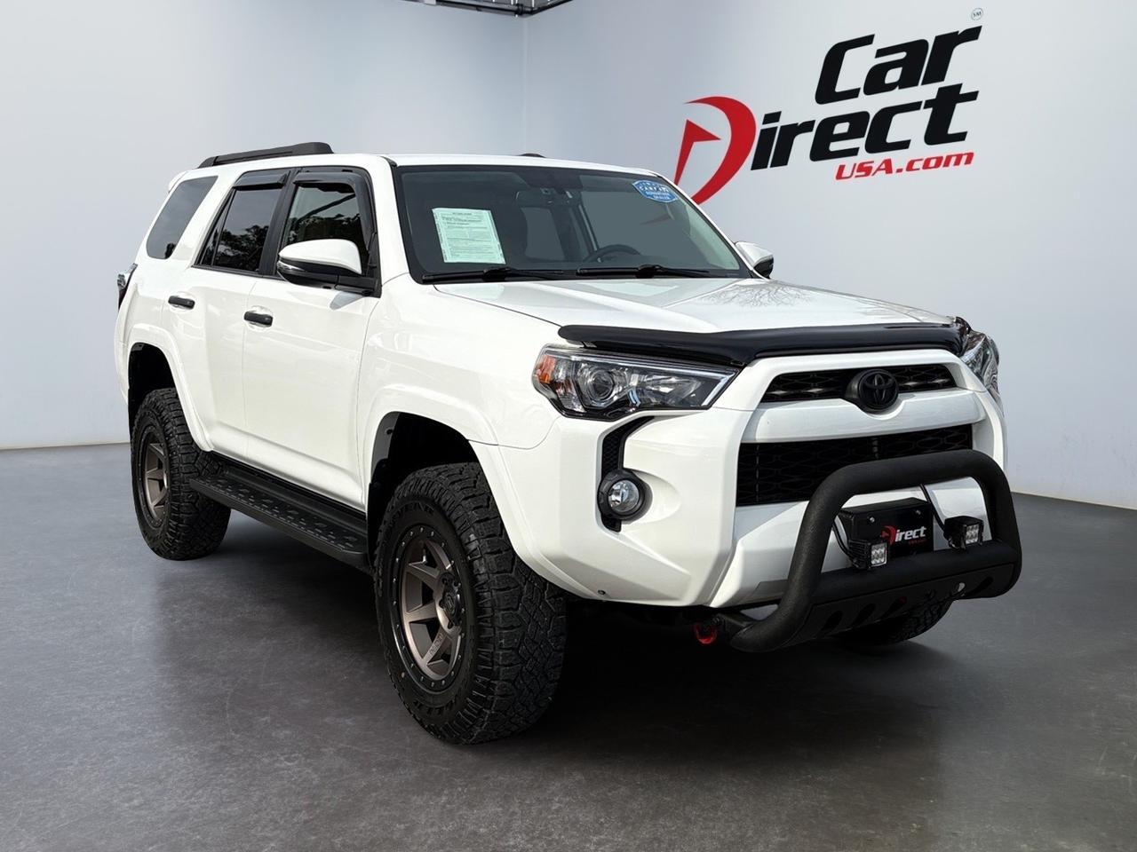 2018 Toyota 4Runner SR5 Premium, RUNNING BOARDS, SUNROOF, NAVIGATION, POWER HEATED SEATS, BLUETOOTH, ONLY 39K MILES, JUST 1 OWNER, CLEAN CARFAX, RUN THE ROAD IN THIS 4RUNNER!