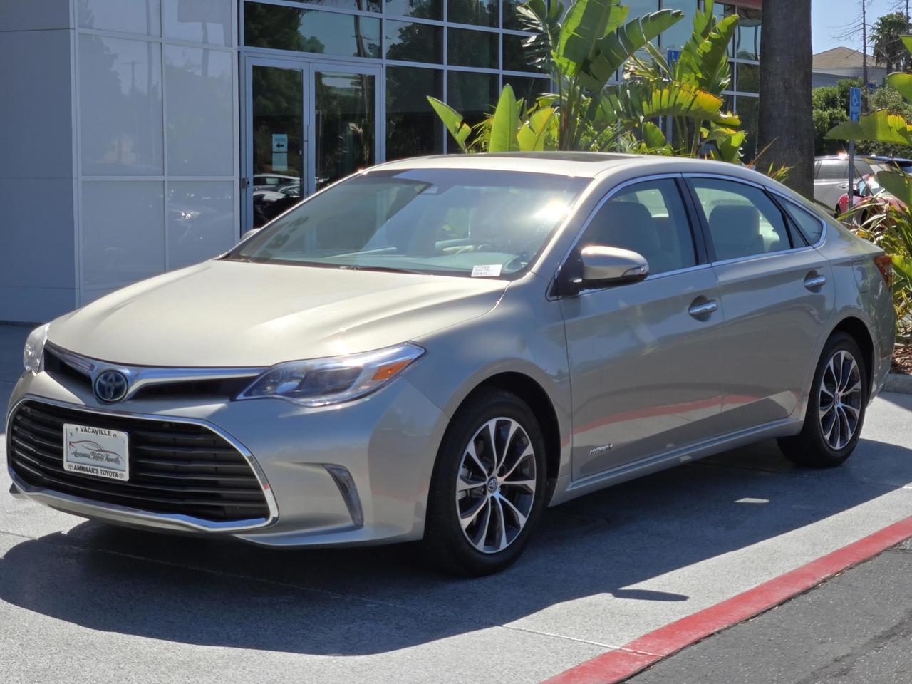 2018 Toyota AVALON XLE PREMIUM HYBRID Vacaville CA