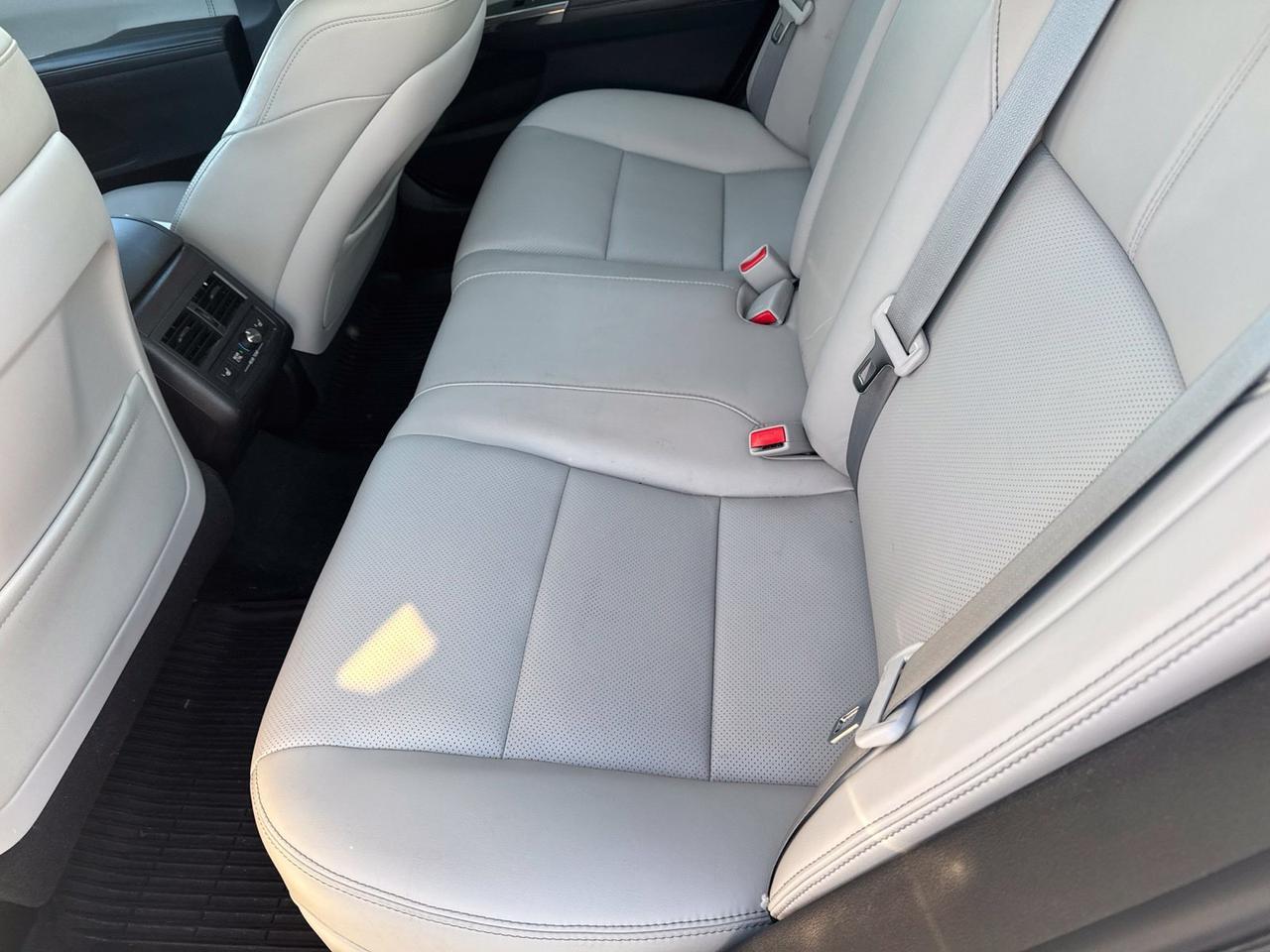 2018 Toyota Avalon Limited West Burlington IA