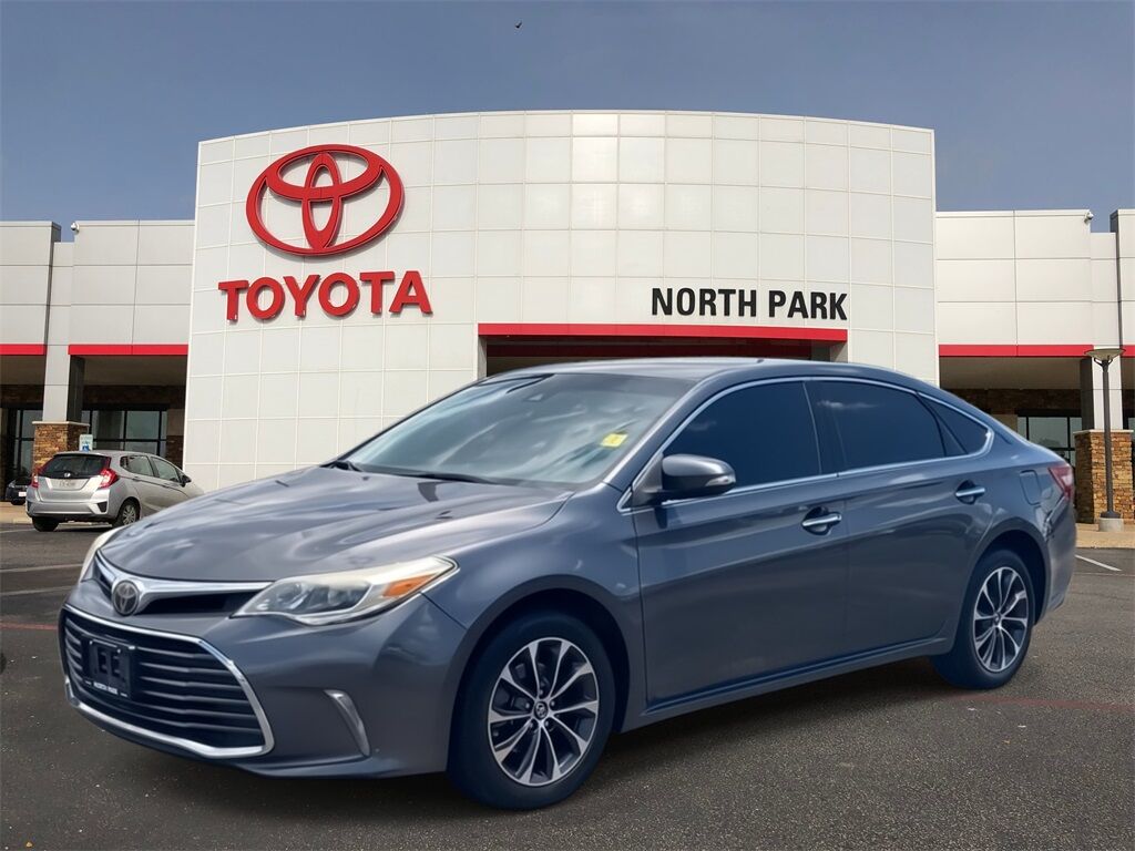 2018 Toyota Avalon XLE