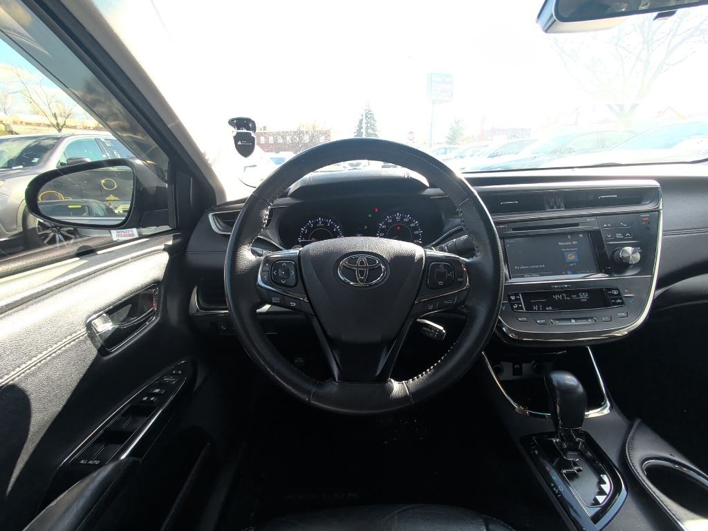 2018 Toyota Avalon XLE Worcester MA