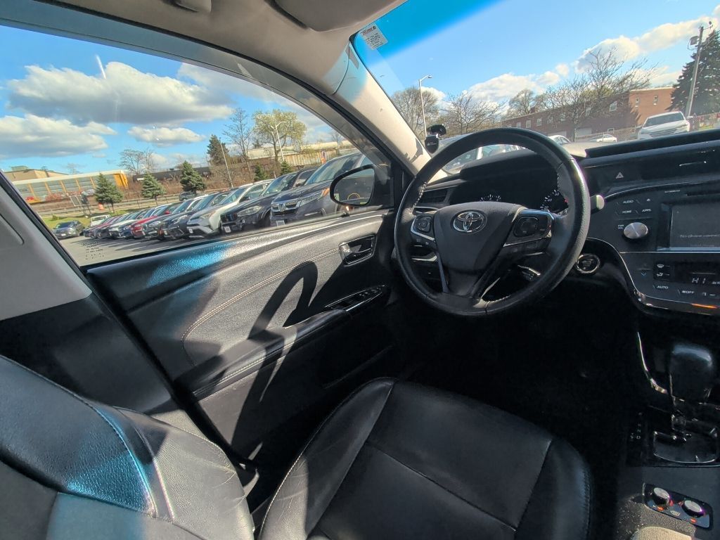 2018 Toyota Avalon XLE Worcester MA