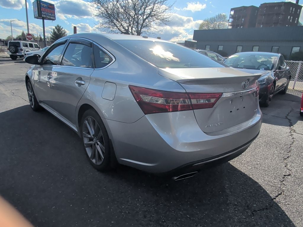 2018 Toyota Avalon XLE Worcester MA