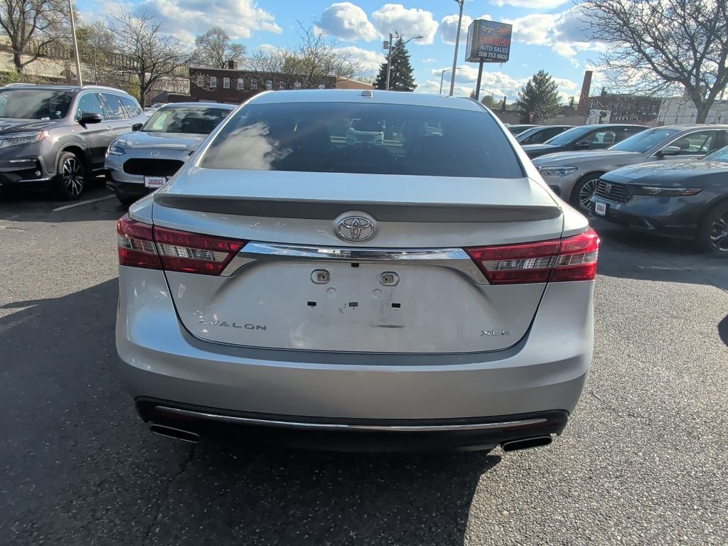 2018 Toyota Avalon XLE Worcester MA