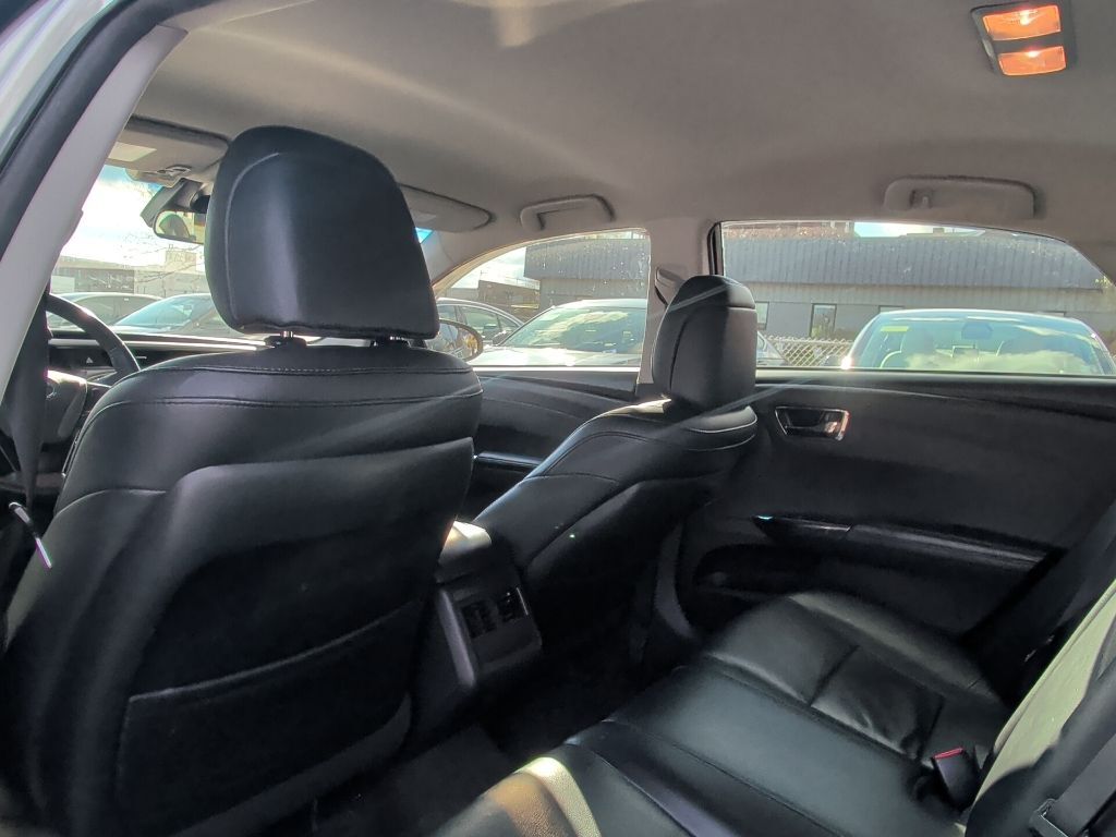 2018 Toyota Avalon XLE Worcester MA