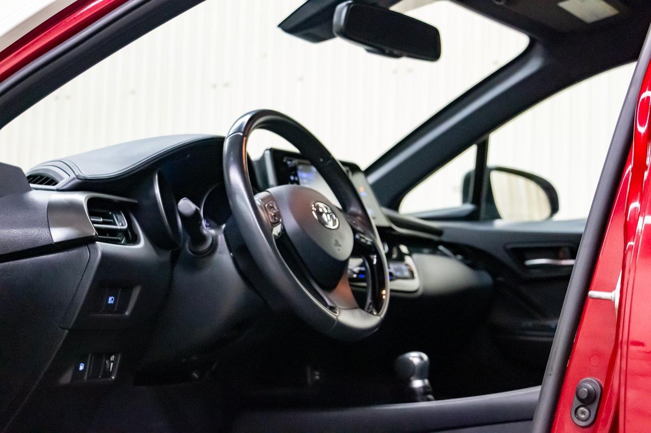 2018 Toyota C-HR XLE BCam Red Deer AB
