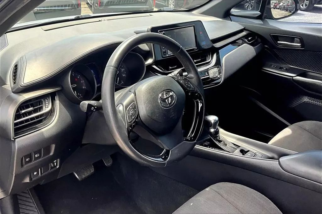 2018 Toyota C-HR XLE Premium Sport Utility 4D Maitland FL