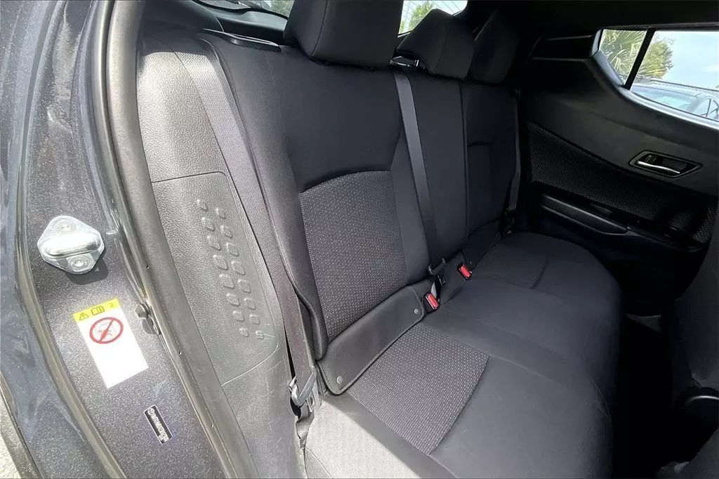 2018 Toyota C-HR XLE Premium Sport Utility 4D Maitland FL