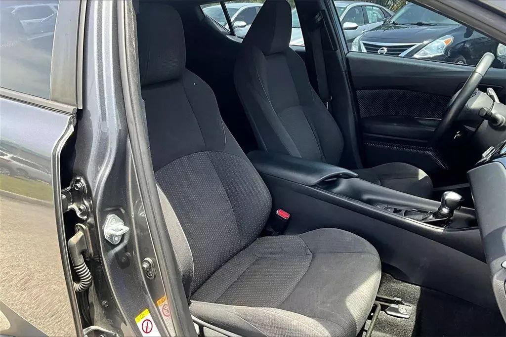 2018 Toyota C-HR XLE Premium Sport Utility 4D Maitland FL