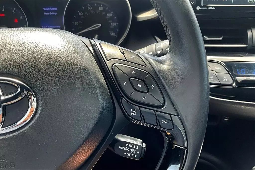2018 Toyota C-HR XLE Premium Sport Utility 4D Maitland FL