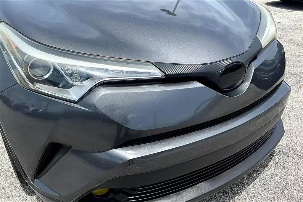 2018 Toyota C-HR XLE Premium Sport Utility 4D Maitland FL