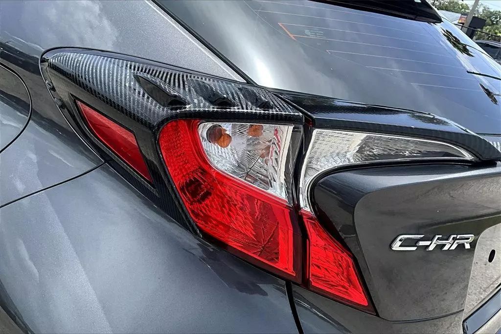 2018 Toyota C-HR XLE Premium Sport Utility 4D Maitland FL