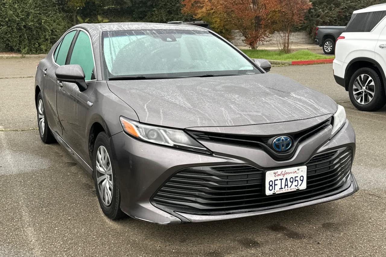 2018 Toyota Camry Hybrid LE