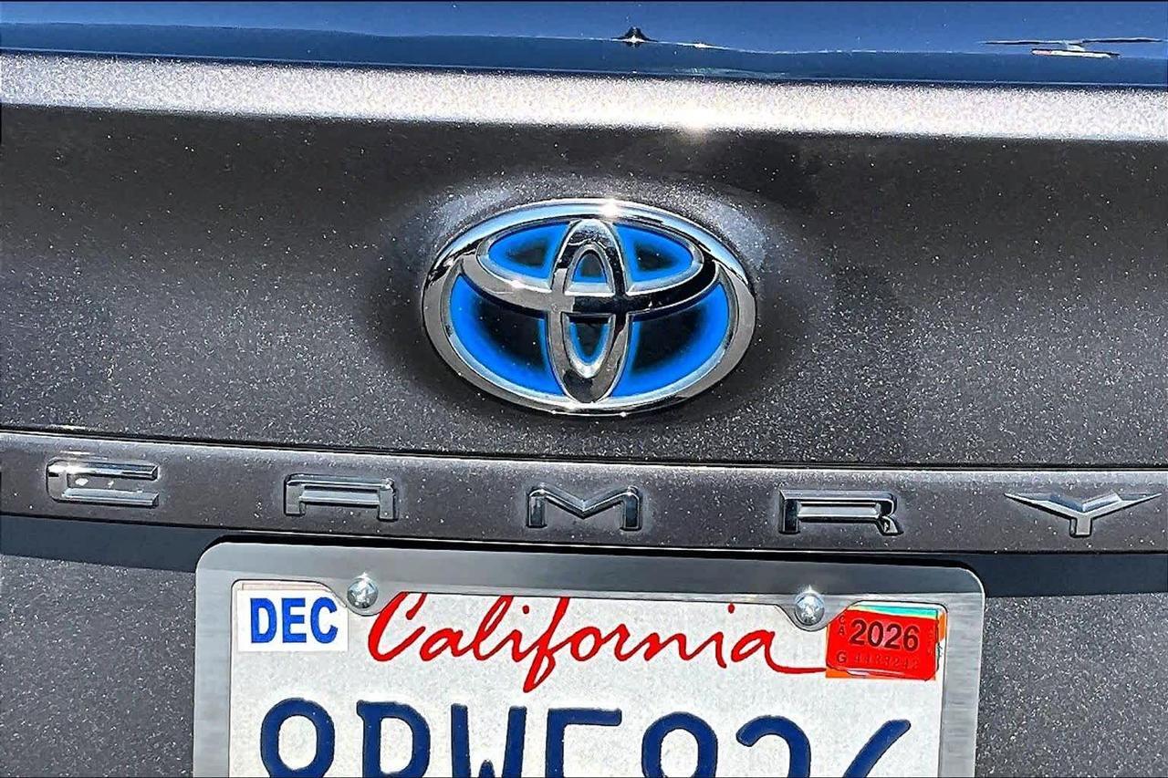 2018 Toyota Camry Hybrid XLE Folsom CA
