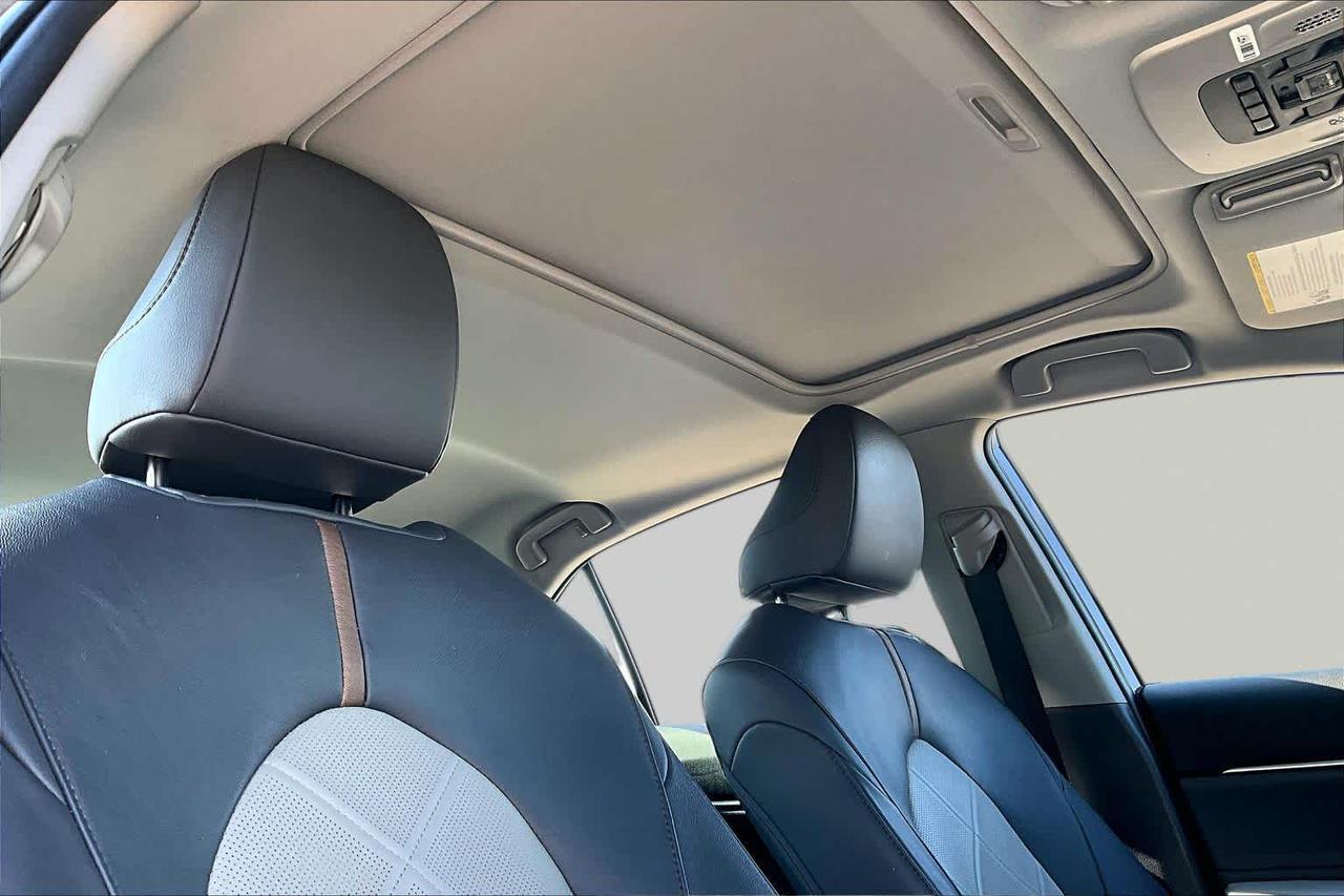 2018 Toyota Camry Hybrid XLE Folsom CA