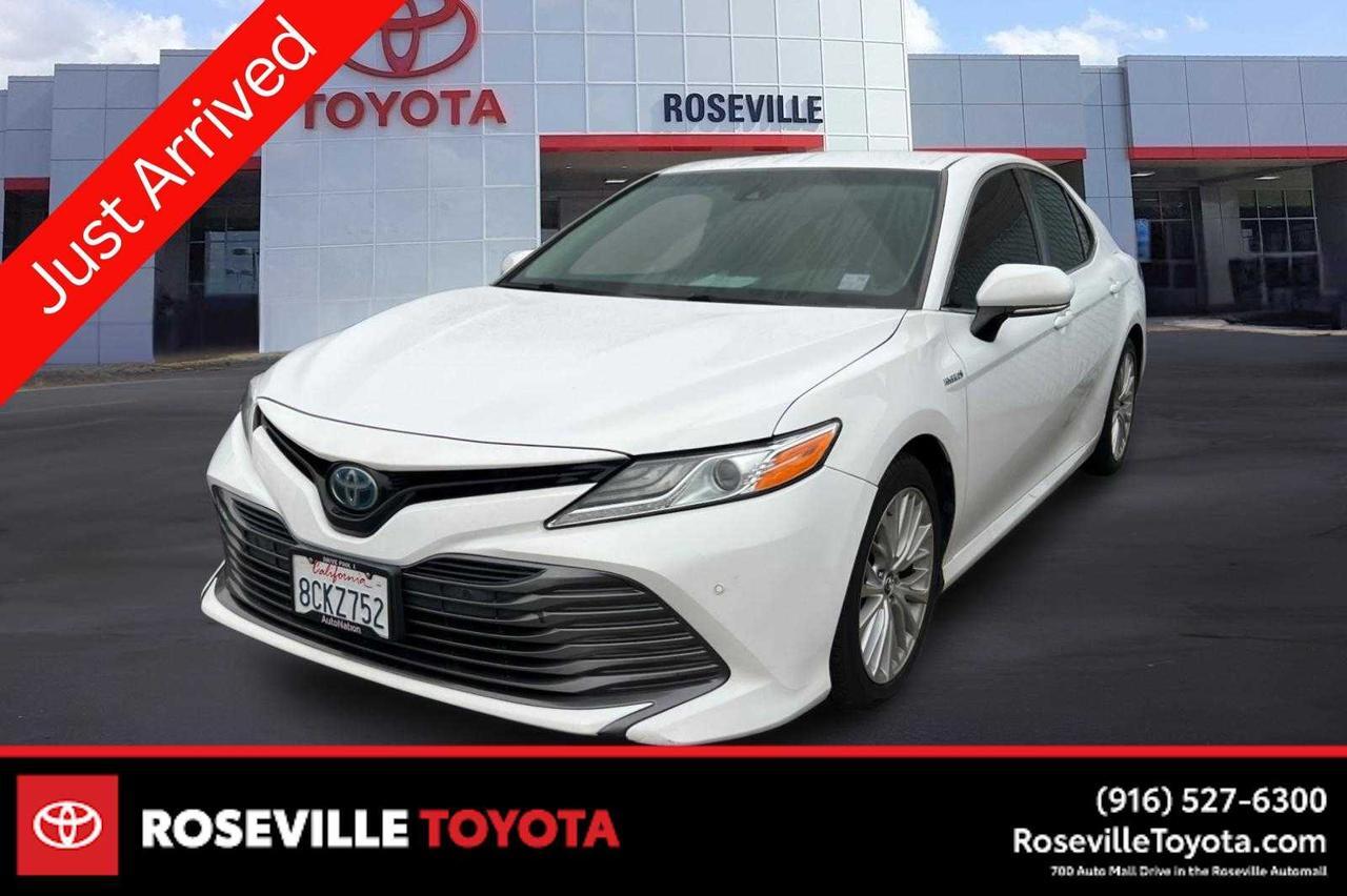 2018 Toyota Camry Hybrid XLE