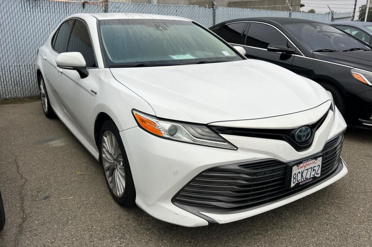 2018 Toyota Camry Hybrid XLE