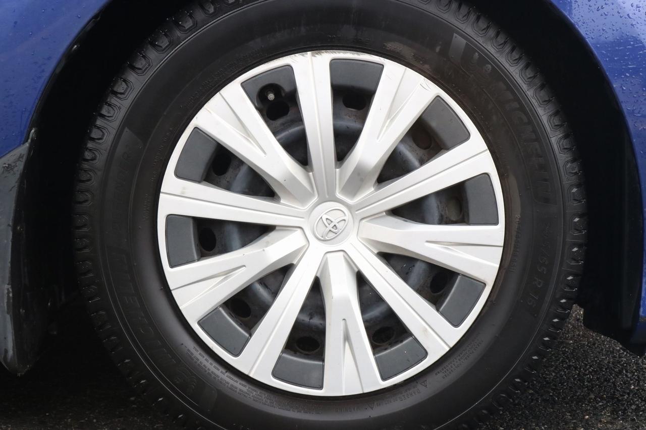 2018 Toyota Camry Hybrid Fredericksburg VA