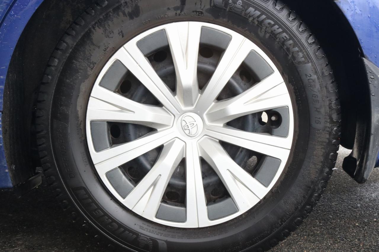 2018 Toyota Camry Hybrid Fredericksburg VA