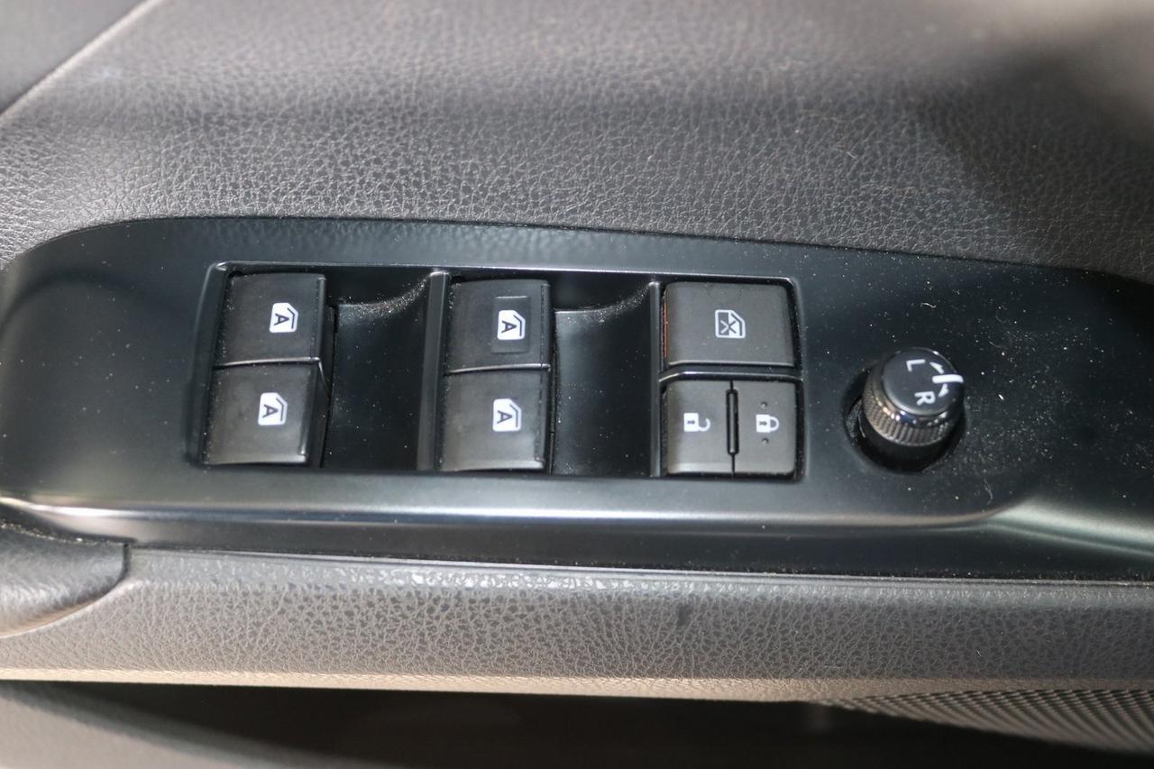 2018 Toyota Camry Hybrid Fredericksburg VA