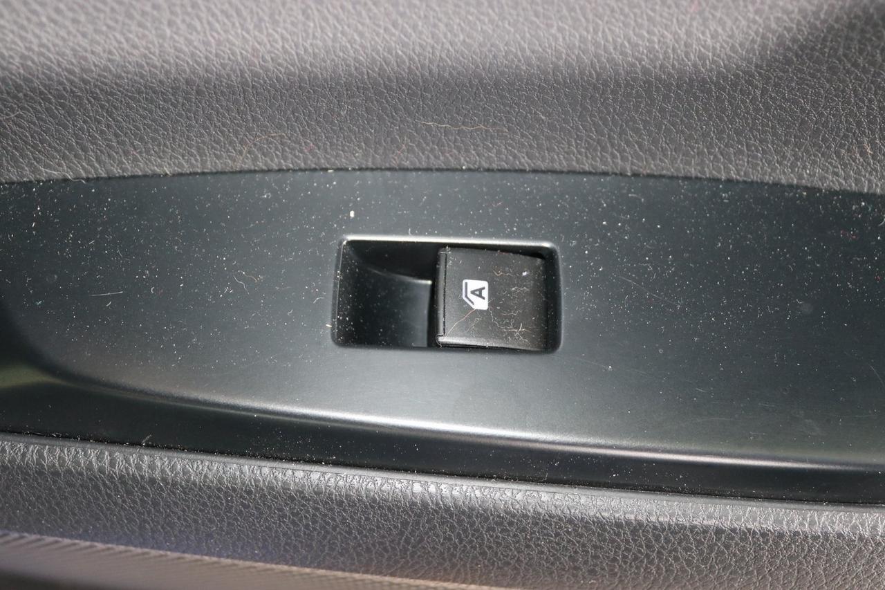 2018 Toyota Camry Hybrid Fredericksburg VA